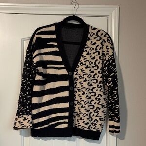 Chic Black and Cream Patterned Women's Cardigan